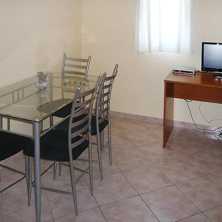 In Near Nin & Beaches *