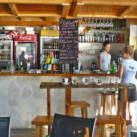 In Near Nin & Beaches