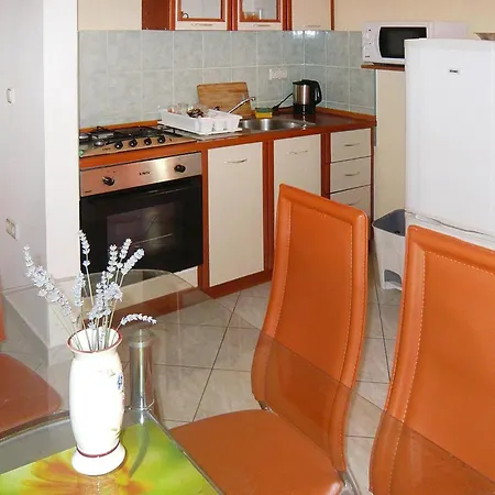 Apartamento In Near Nin & Beaches